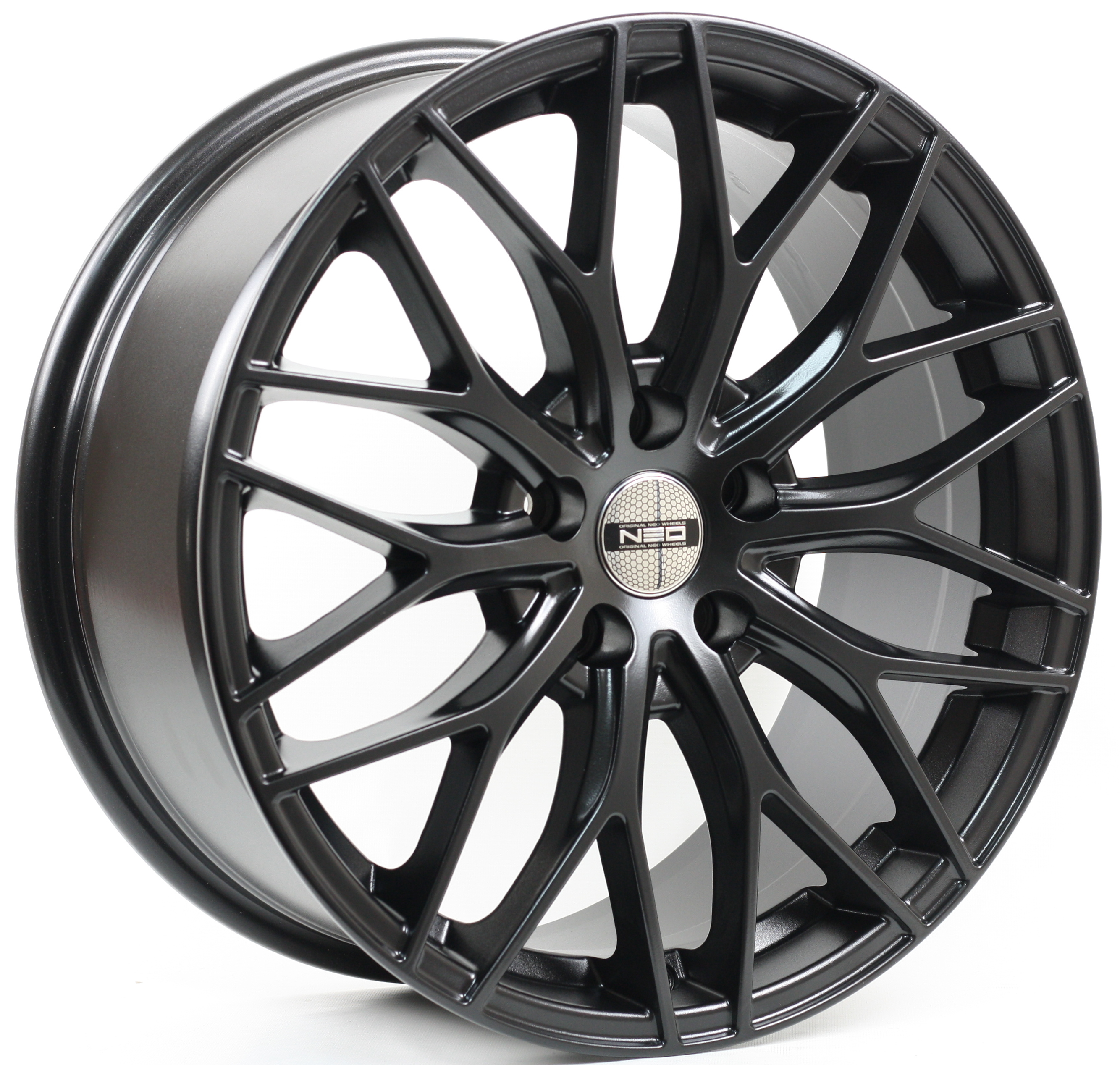 R18 5x114,3 8J ET45 D60,1 NEO 840 BLM R18 5x114,3 8J ET45 D60,1 NEO 840 BLM