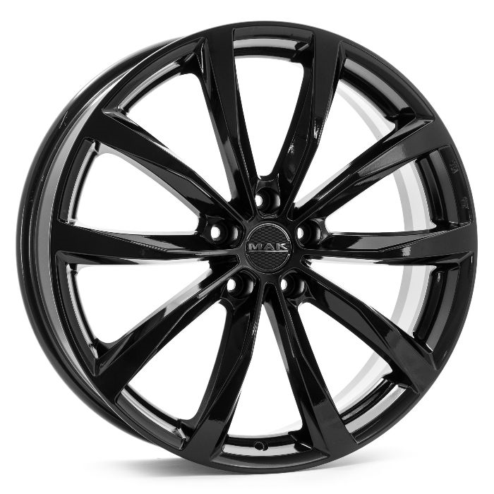 R18 5x114,3 7J ET35 D66,1 MAK Wolf Gloss Black R18 5x114,3 7J ET35 D66,1 MAK Wolf Gloss Black